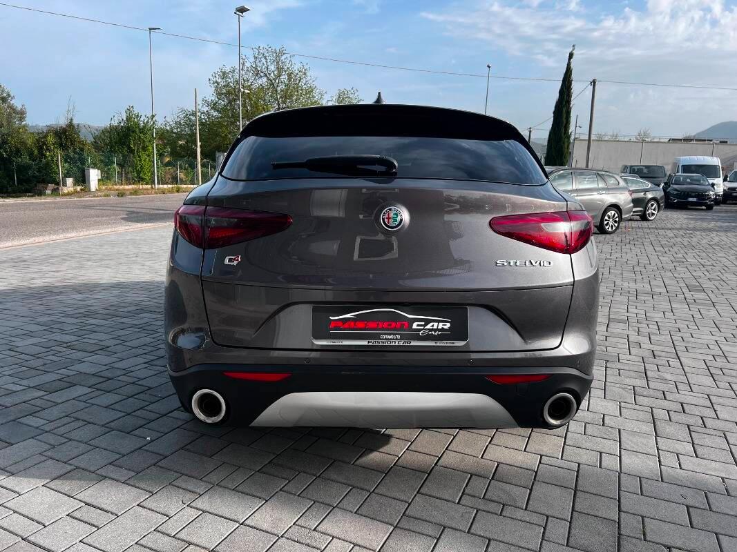 Alfa Romeo Stelvio 2.0 t Executive Q4 200cv auto