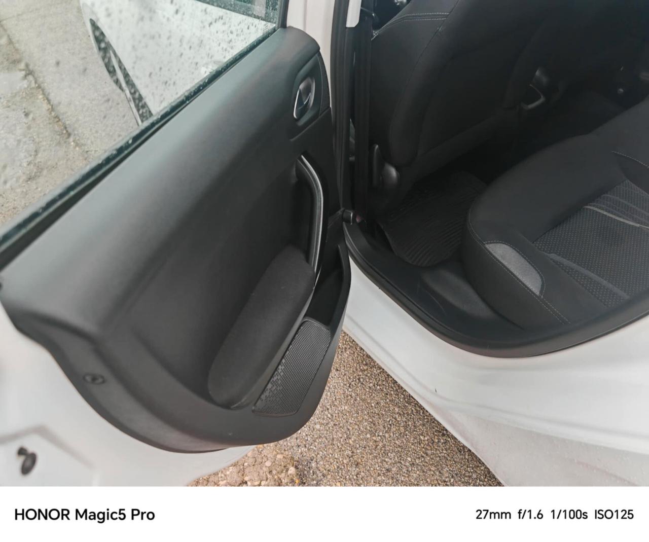 Peugeot 208 1.4 VTi 95 CV 5p. GPL