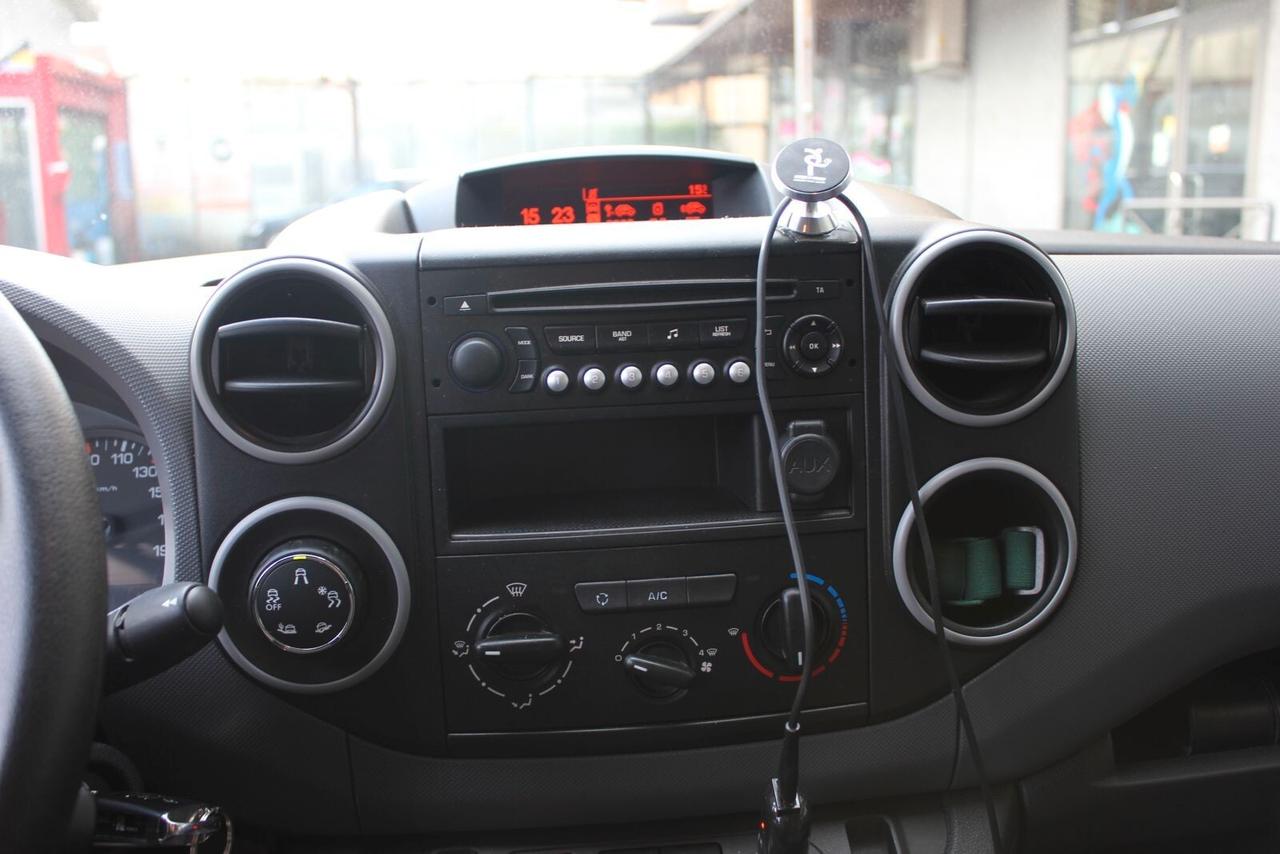 Peugeot Partner L1 BlueHDi 100CV Allestimento trasporto animali da caccia