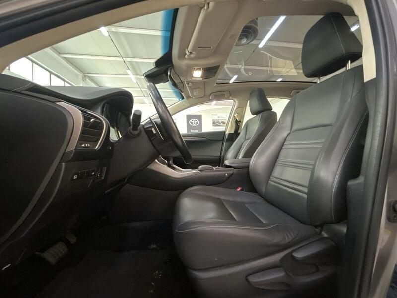 Lexus NX Hybrid 4WD Premium