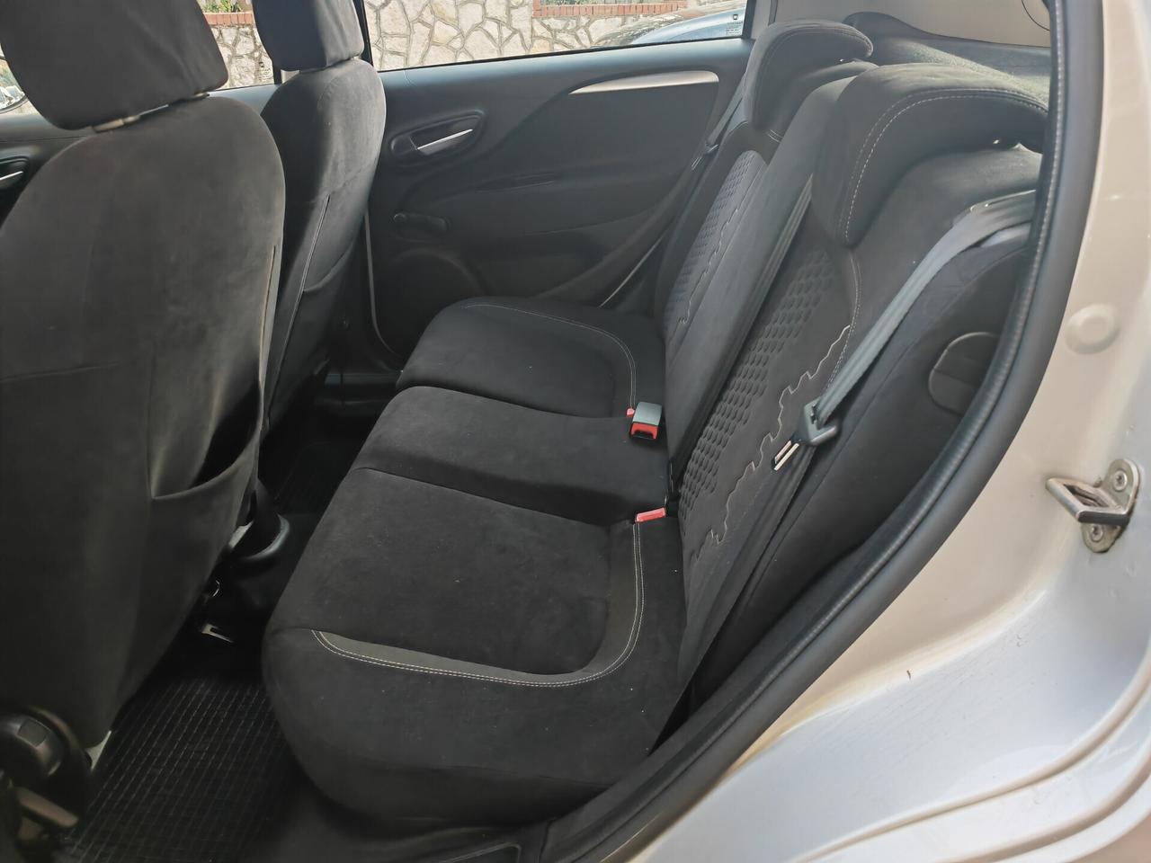 FIAT GRANDE PUNTO 1.3 MULTIJET CV95 KW70 FULL