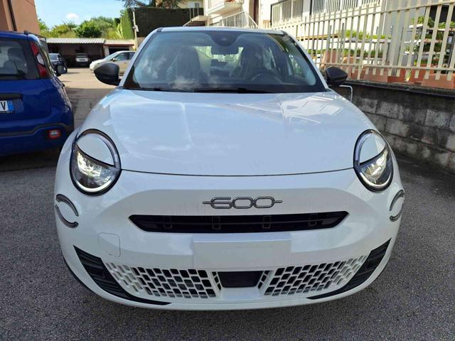 FIAT 600 Hybrid 110 CV DCT MHEV *KM 0*