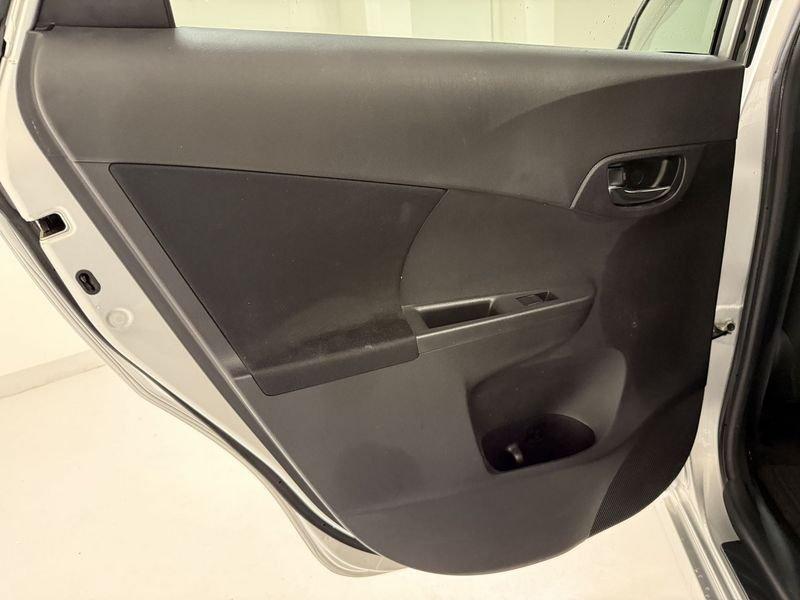 Toyota Verso-S Verso-S 1.4D MT Active