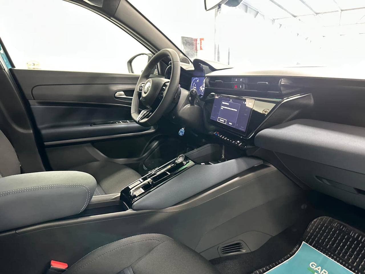 Alfa Romeo Junior 1.2 145 CV Hybrid eDCT6 Sprint