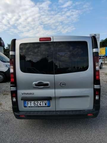 Opel Vivaro 9 POSTI