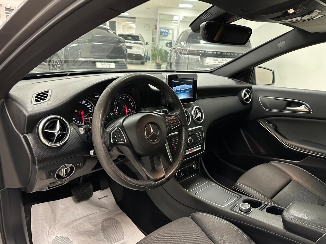 Mercedes-benz A 160 d Automatic Sport 109 Cv - 2017