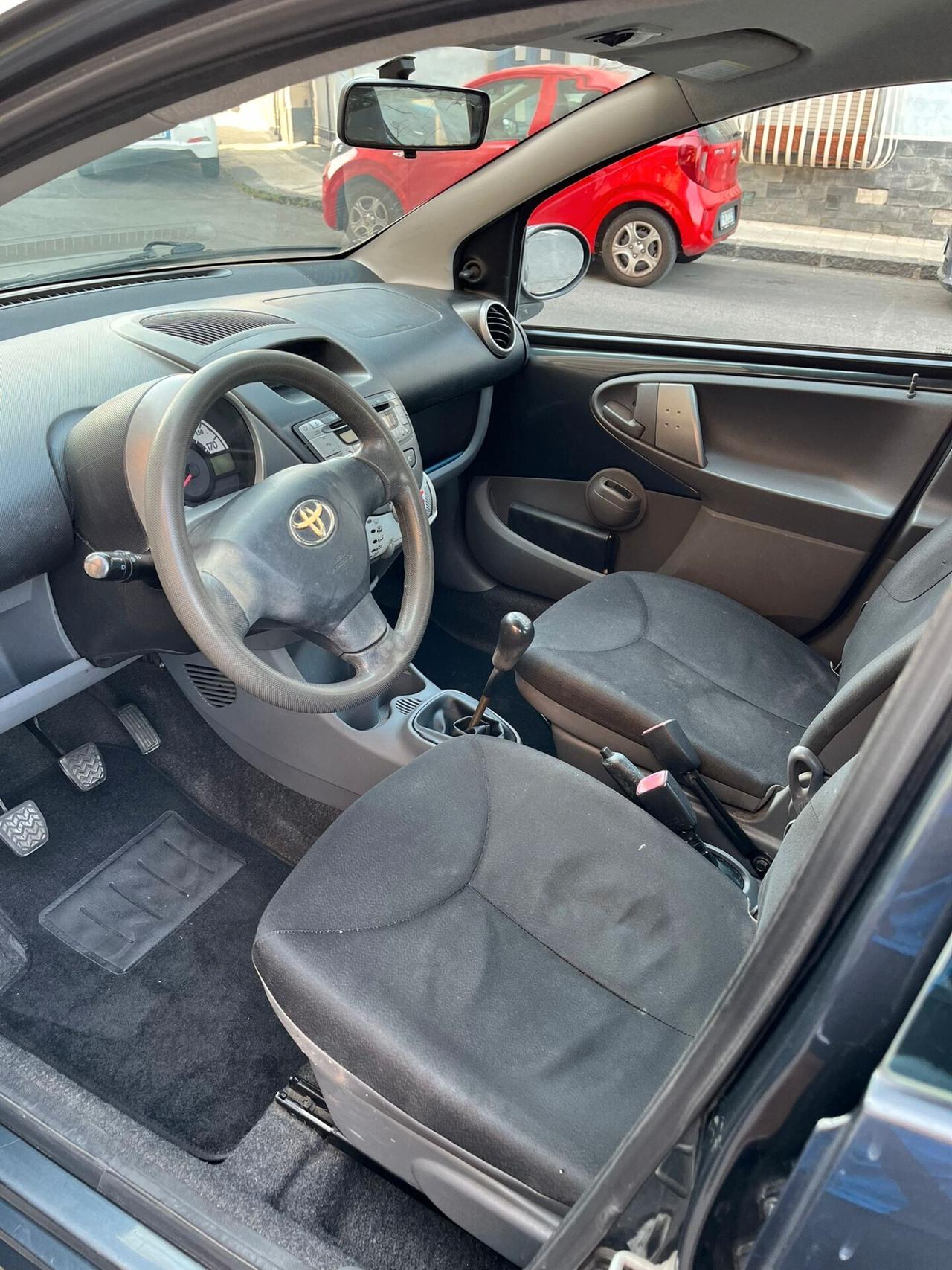 Toyota Aygo 1.0 benzina
