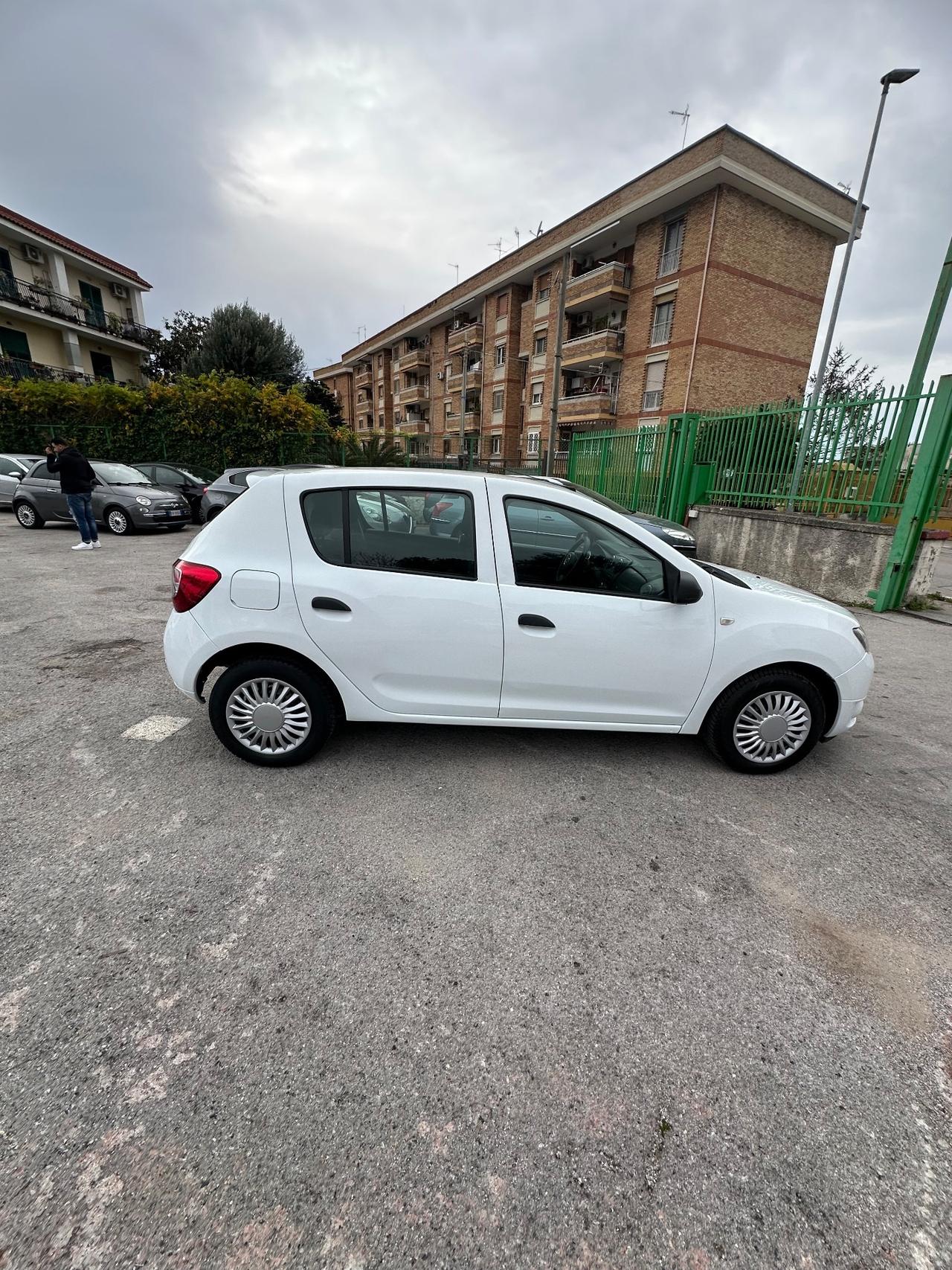 Dacia Sandero TCe 12V T-GPL 90CV Start&Stop La Gazzetta d. Sp.