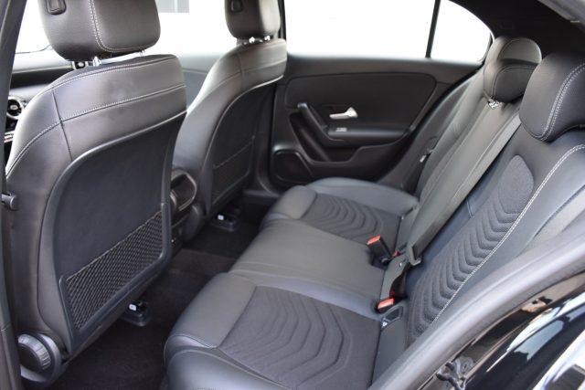 MERCEDES-BENZ A 180 d Automatic Business Extra *Navigatore*