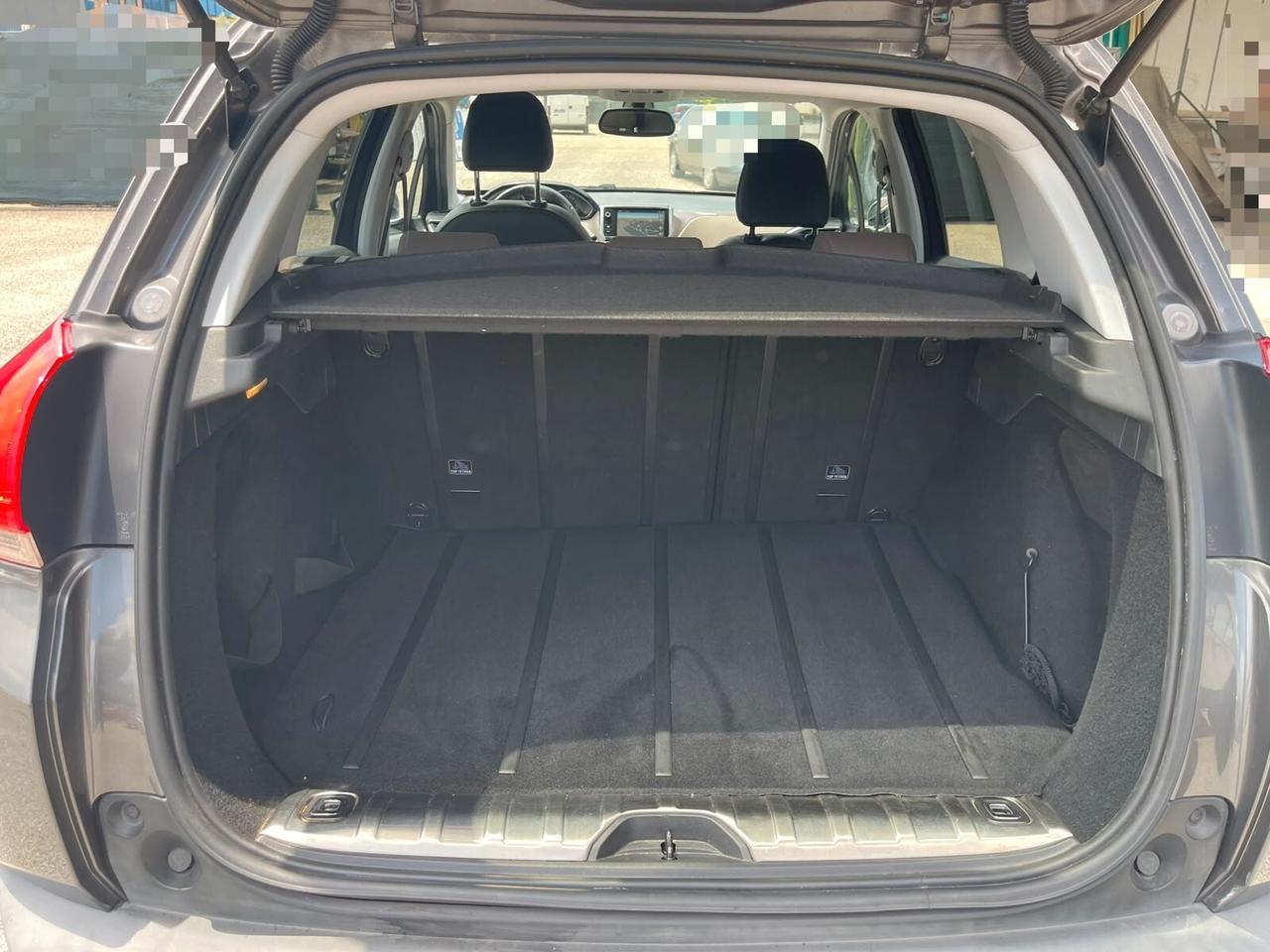 Peugeot 2008 1.6 e-HDi 92 CV Stop&Start Allure