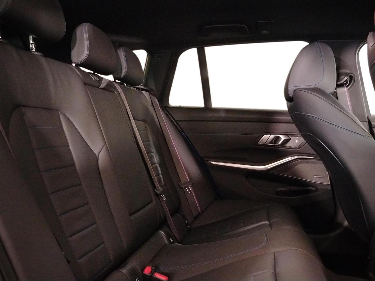 BMW Serie 3 318d Touring 48V MSport Pro