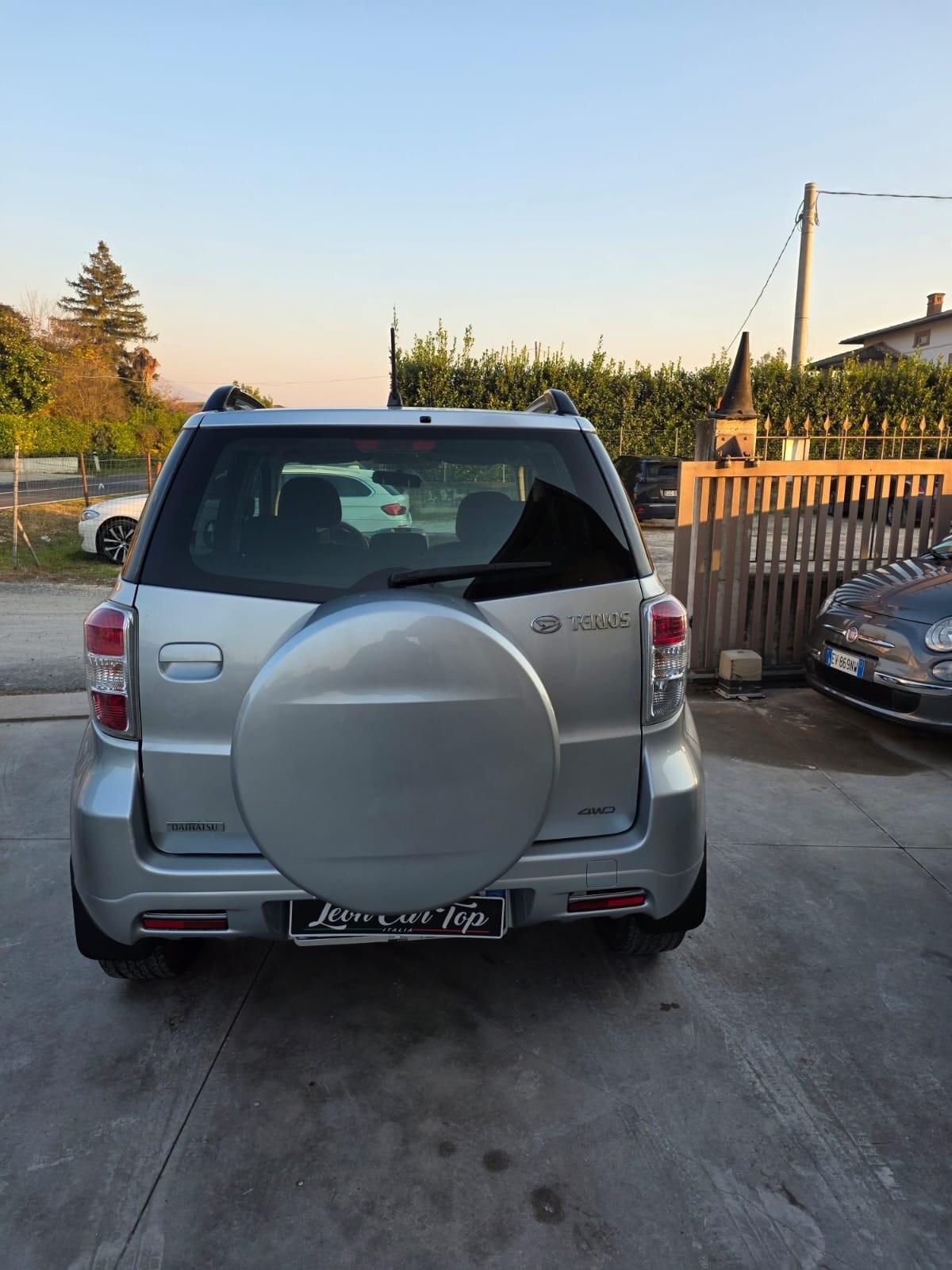 Daihatsu Terios 1.5 4x4 anno 2010 garantito 12 mesi
