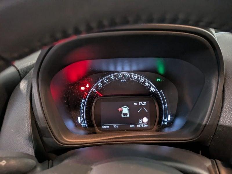 Toyota Aygo X 1.0B (72 CV) Limited