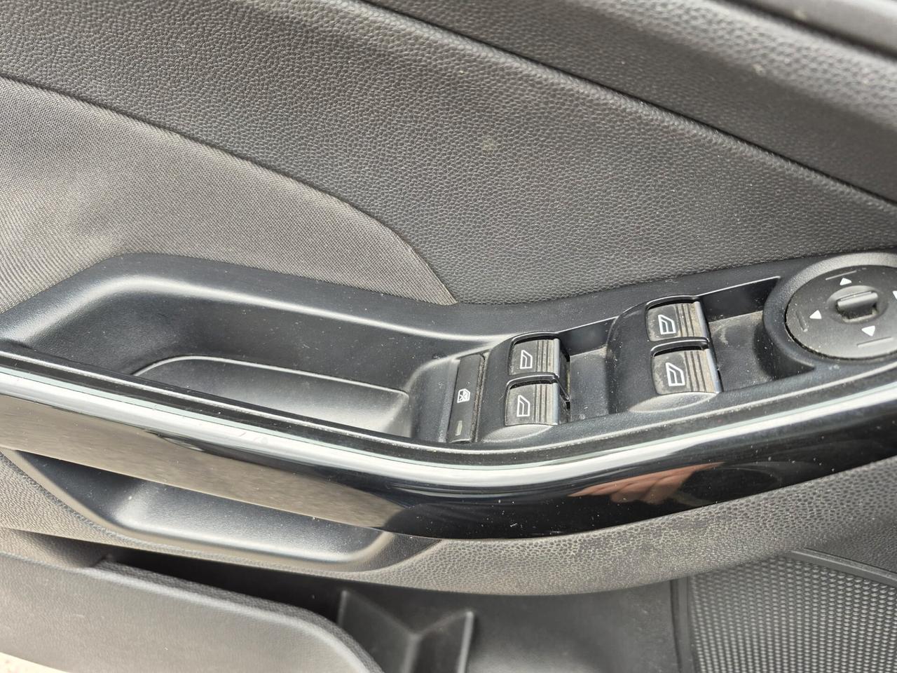 Renault Clio dCi 8V 90CV EDC Start&Stop 5 porte Energy Intens