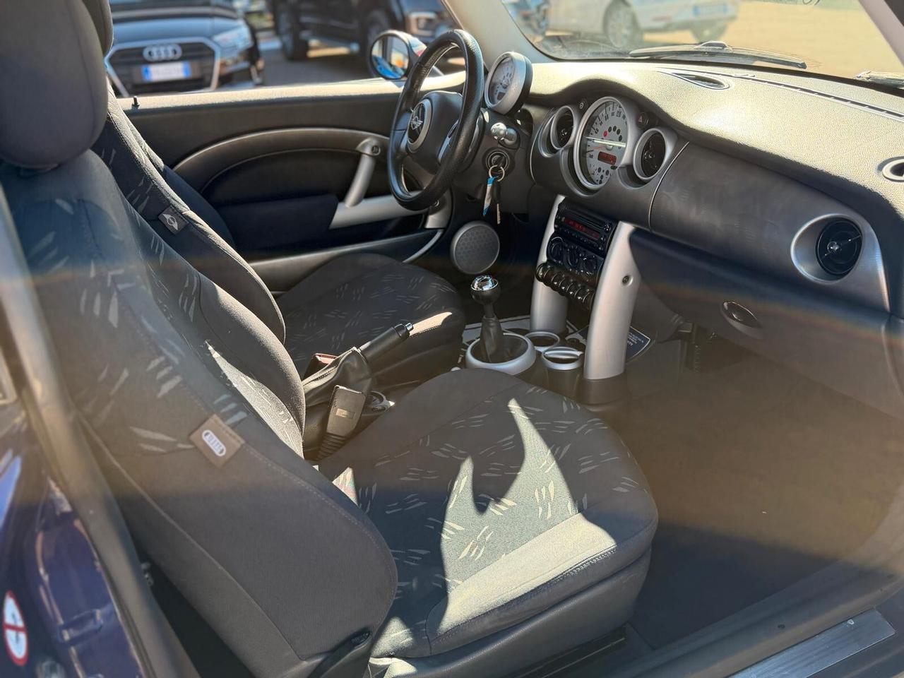 Mini 1.6 16V One de luxe