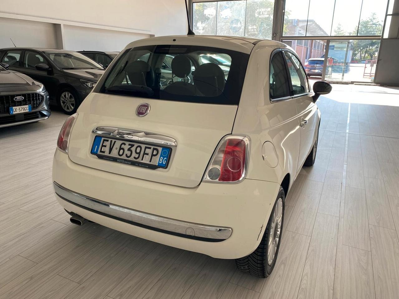 FIAT 500 1.2 LOUNGE 69CV - CAMBIO AUTOMATICO, TETTO, NEOPATENTATI