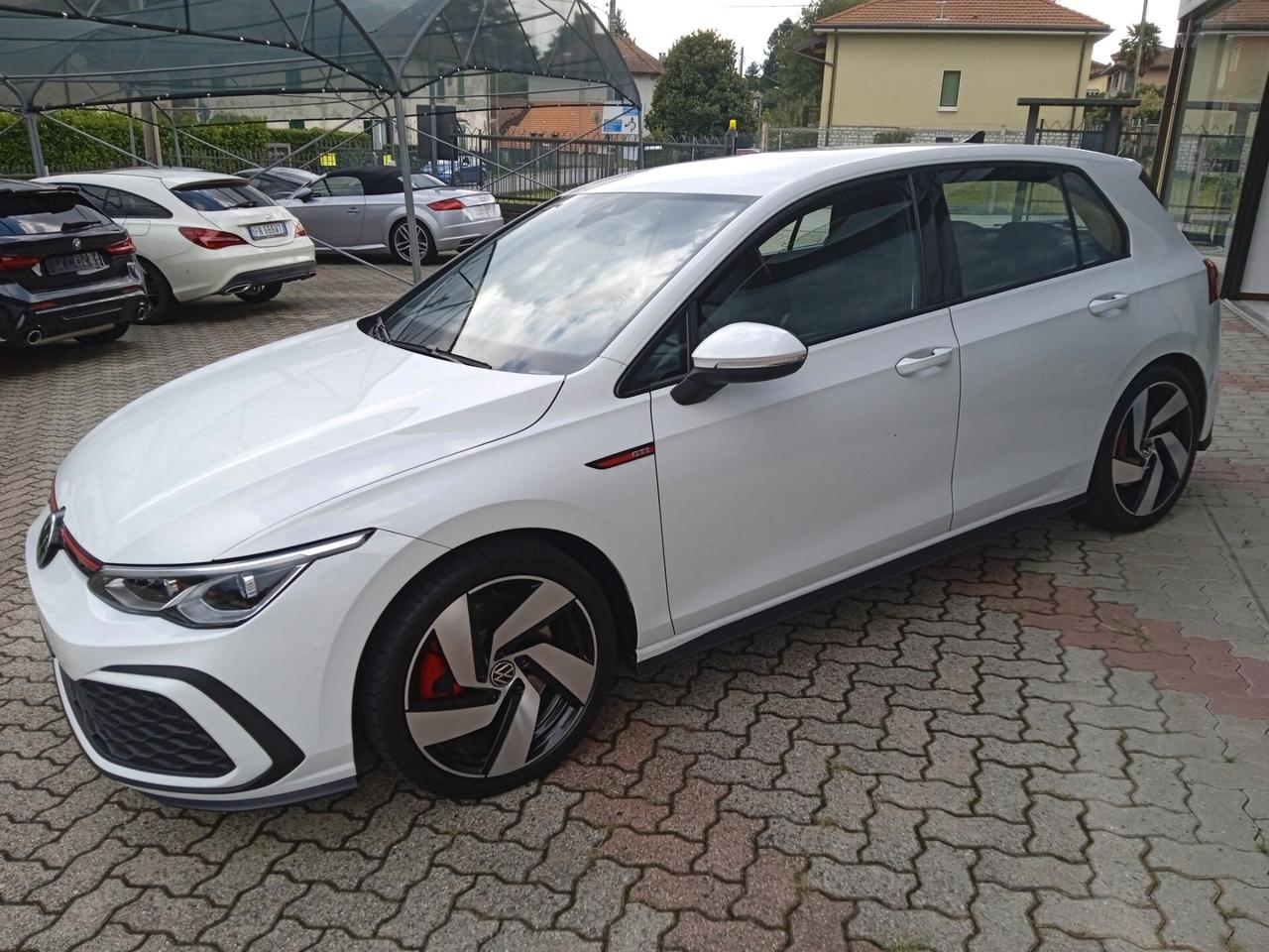 Volkswagen Golf GTI FULL LED APPLE CAR PLAY GUIDA DI 2°LIVELLO SENS PARK DOPPI SEDILI RISCALDATI IN ARRIVO OPZIONABILE