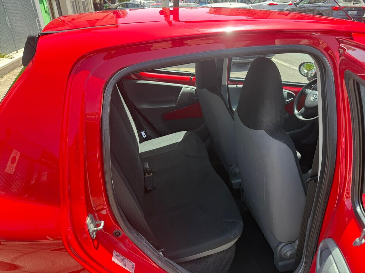 Toyota Aygo 1.0 12V VVT-i 5 porte