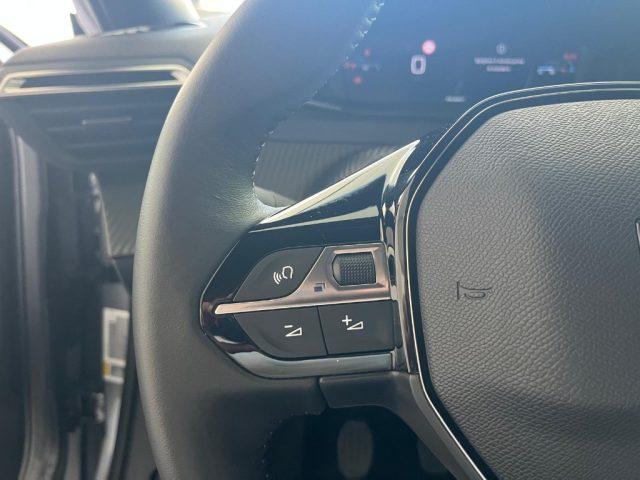 PEUGEOT 2008 PureTech 100 S&S Allure