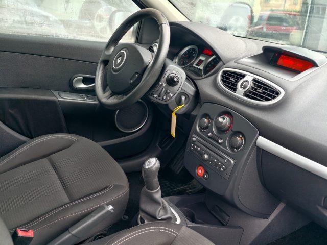 RENAULT Clio 1.2 16V 5 porte Dynamique