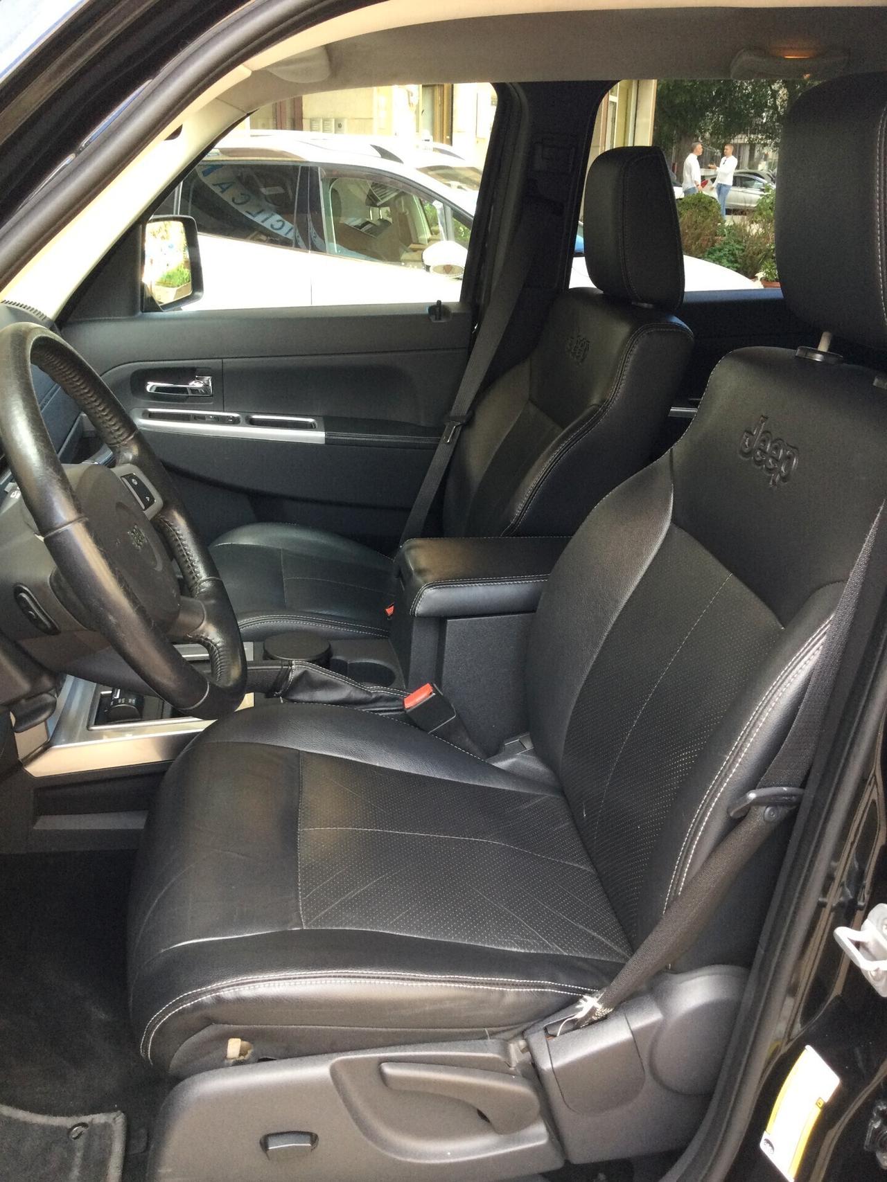 Jeep Cherokee 2.8 CRD DPF Limited Auto