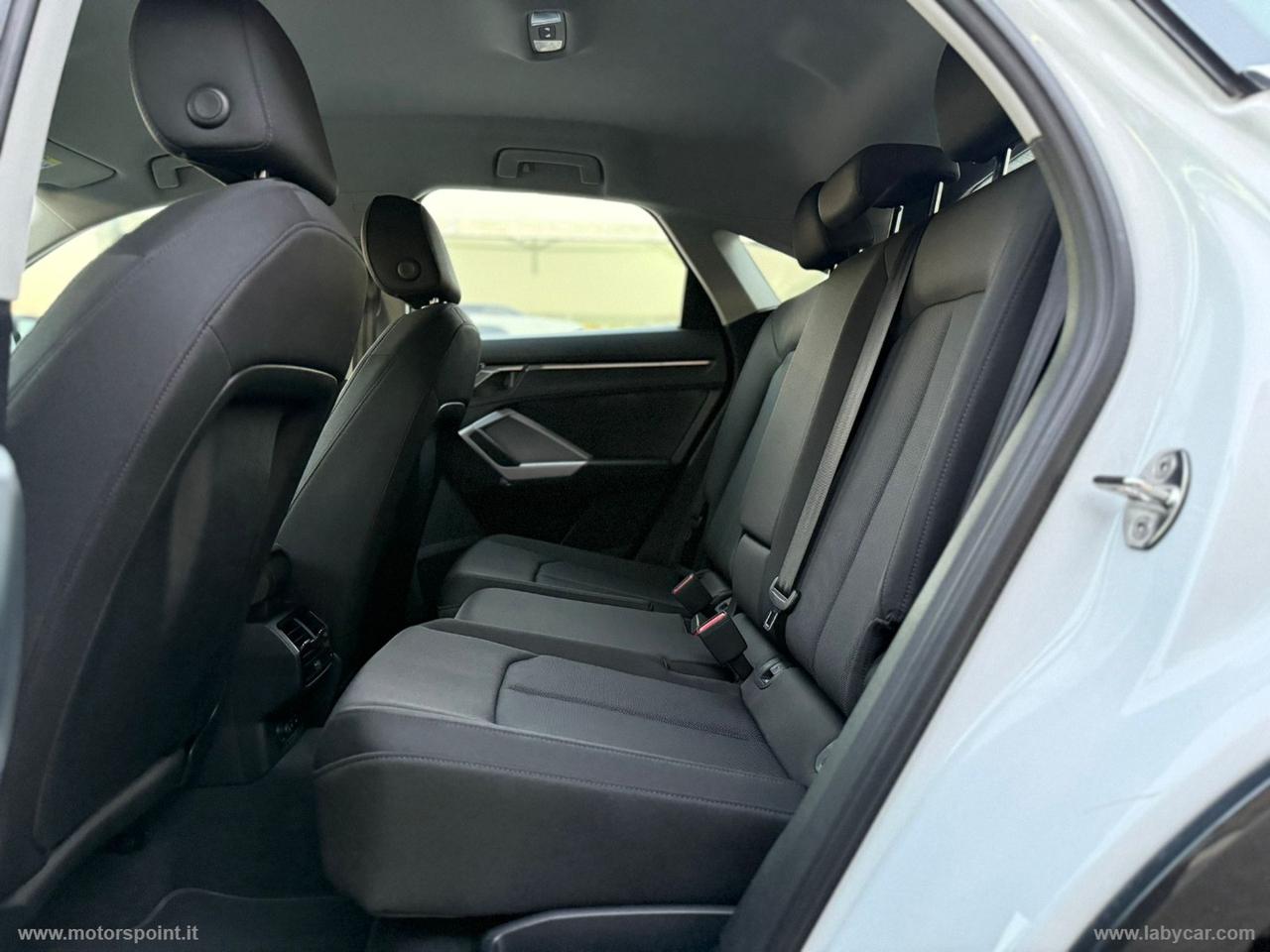 AUDI Q3 SPORTBACK 45 TFSI e S tronic Bus. Plus