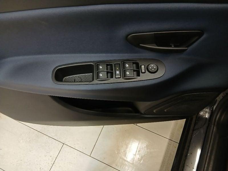 Lancia Ypsilon 1.0 firefly hybrid Gold Plus s&s 70cv 5p.ti