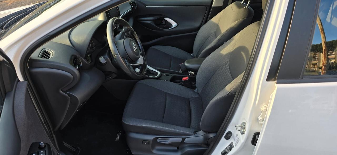 Toyota Yaris 1.5 Hybrid 5 porte Business