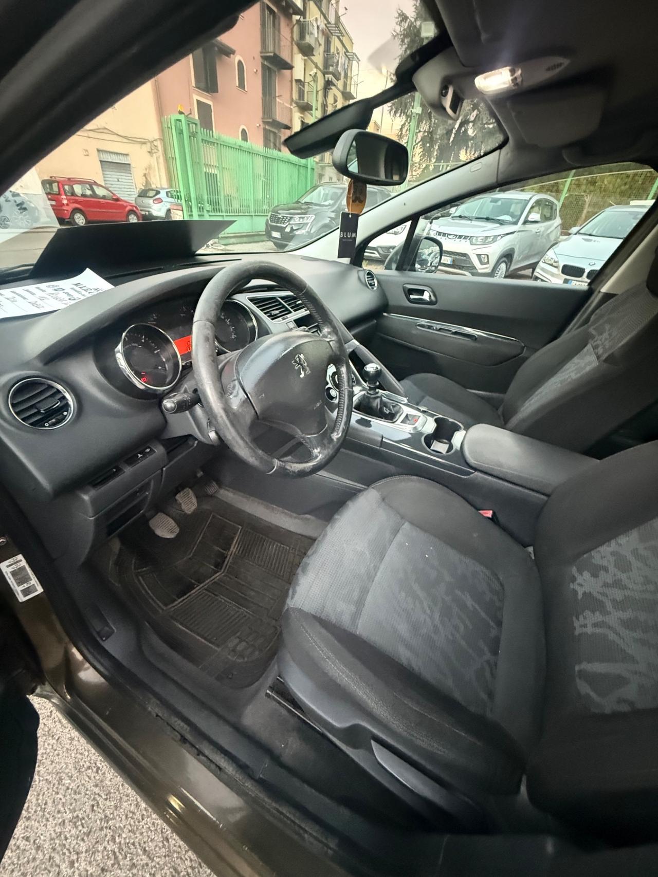 Peugeot 3008 1.6 HDi 112CV Business