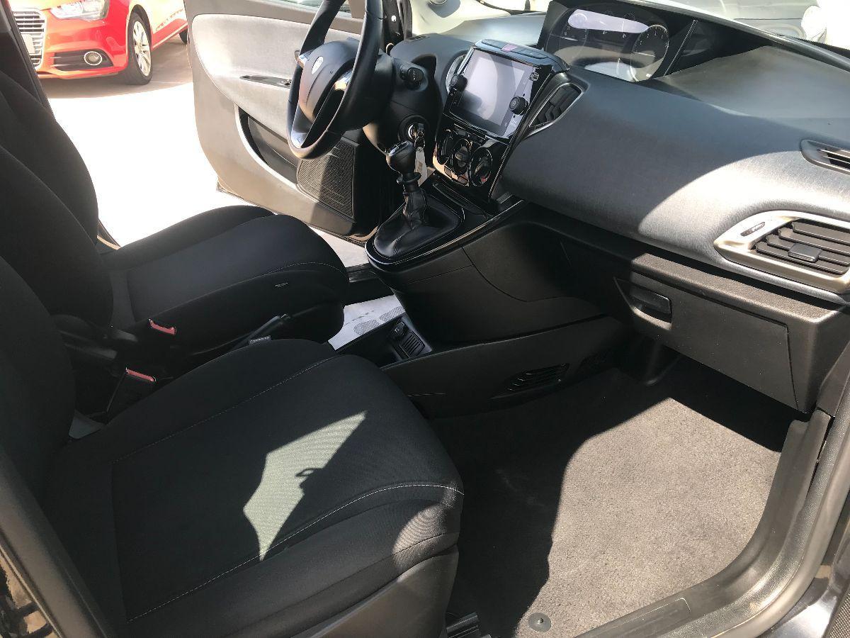 LANCIA Ypsilon 1.0 FireFly 5p.S&S Hybryd Gold