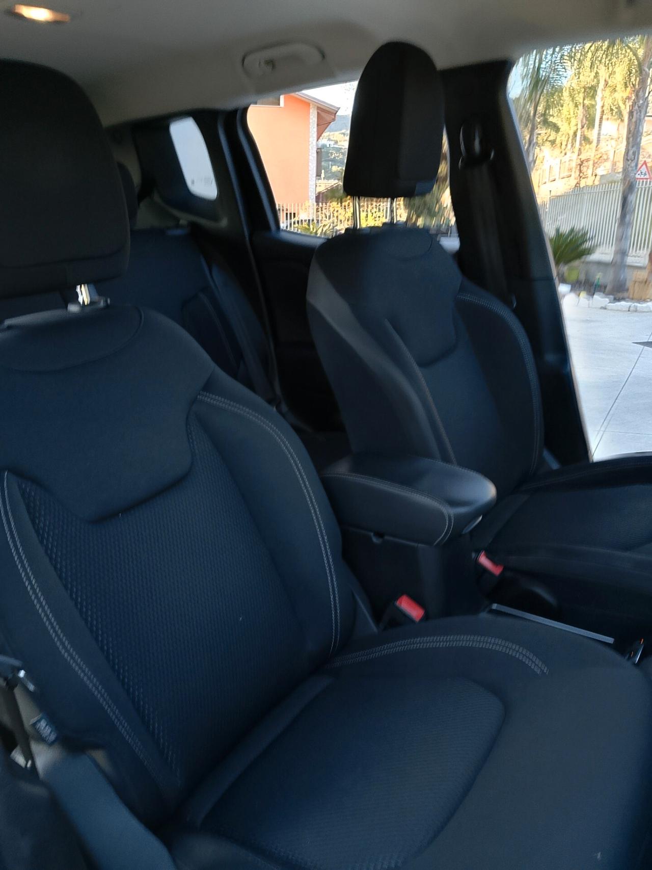 Jeep Renegade 1.6 Mjt 120 CV Sport