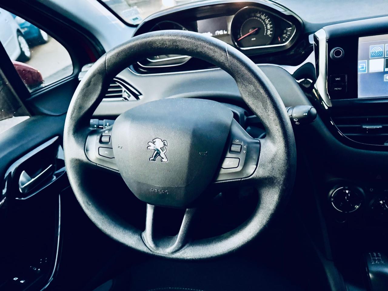 Peugeot 208 1.4 HDi 68 CV 5 porte Allure