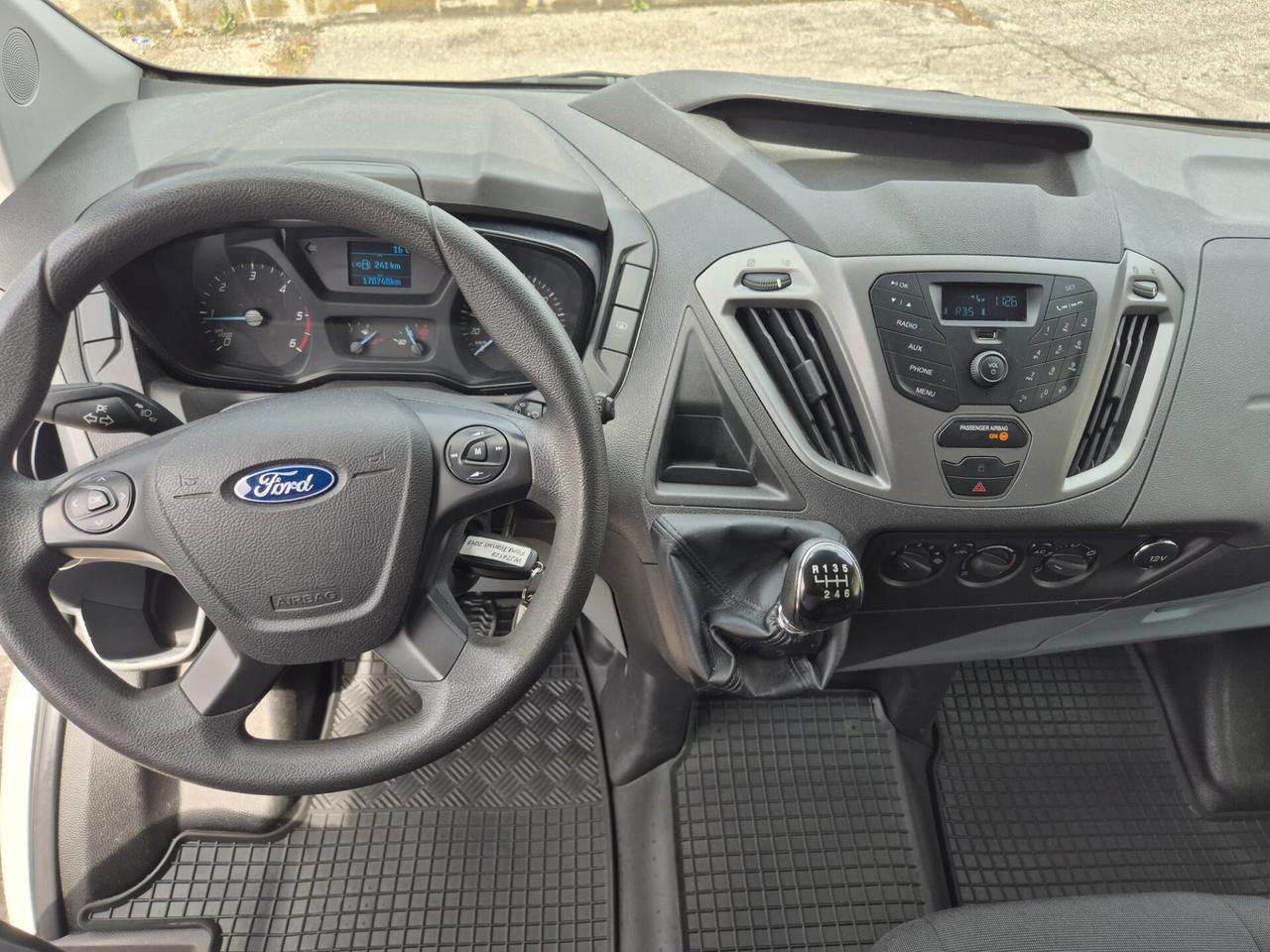 FORD TRANSIT 9 POSTI ''GANCIO TRAINO''