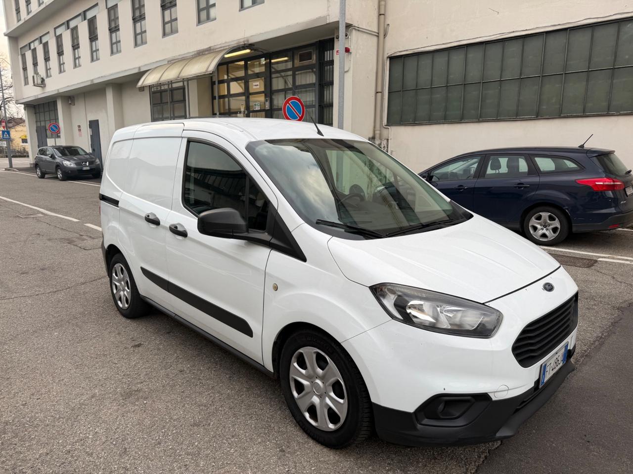 Ford courier transit 2018