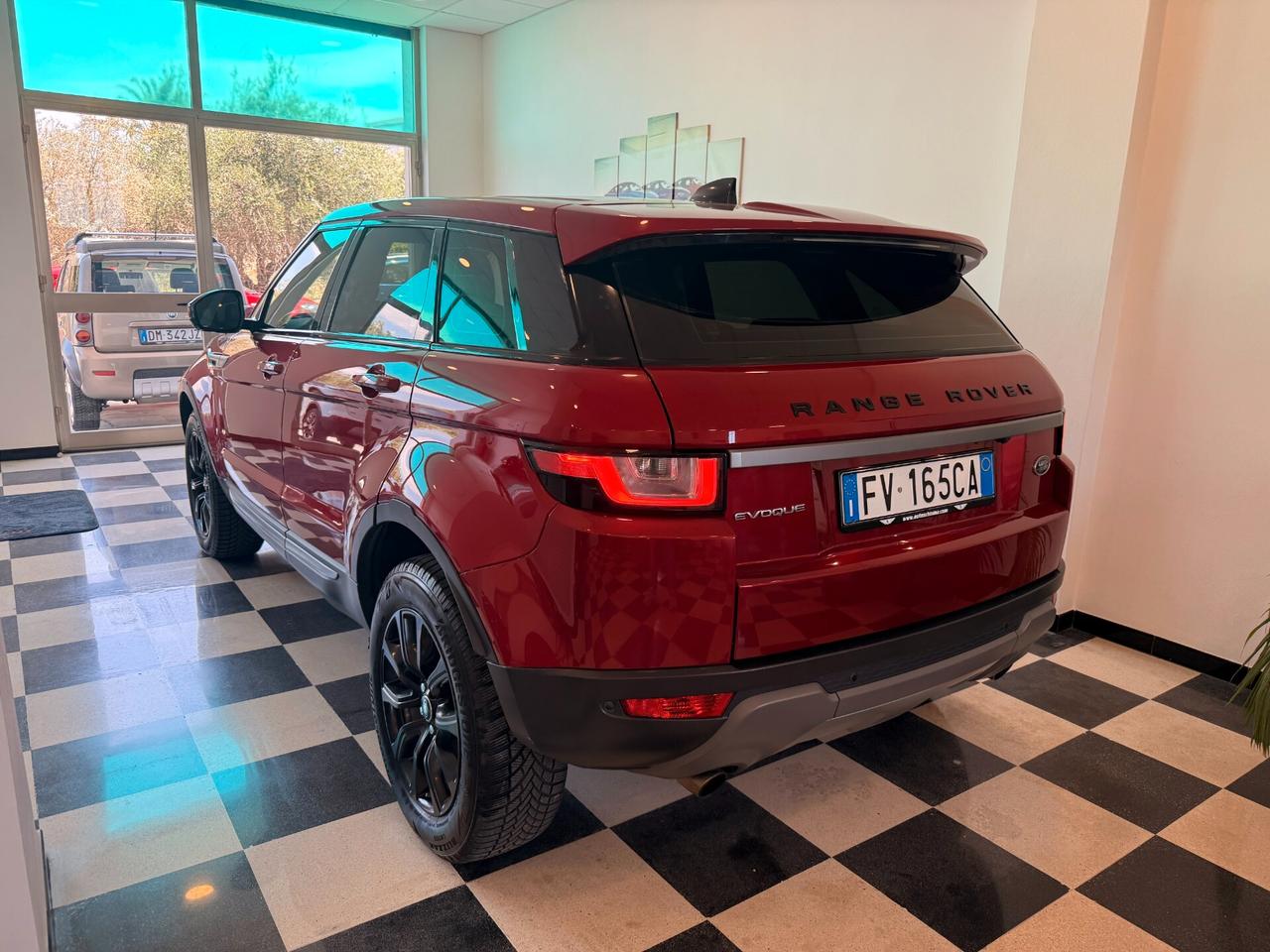 Land Rover Range Evoque 2.0 150 CV N1