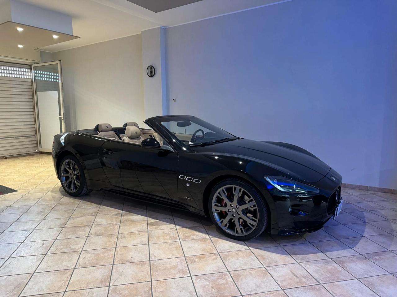 Maserati GranCabrio Sport 4.7 V8