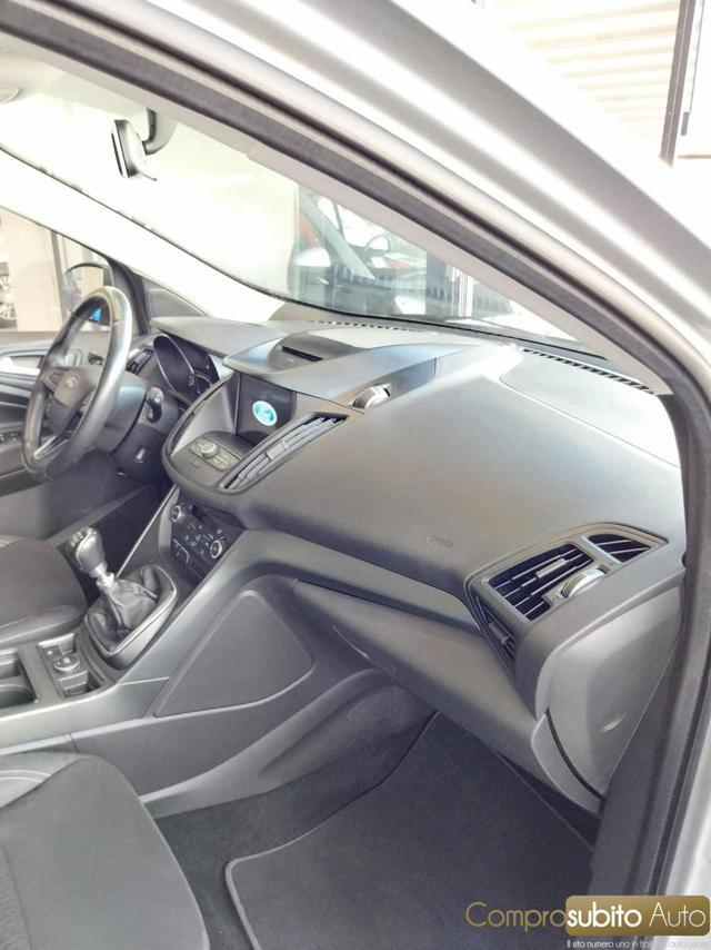 FORD Kuga 1.5 TDCI 120 CV S&S 2WD Powershift ST-Line