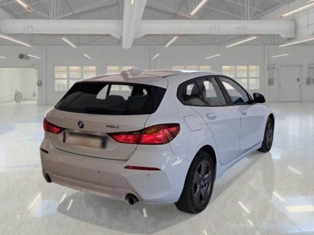 BMW 118 d 5p. Business Advantage