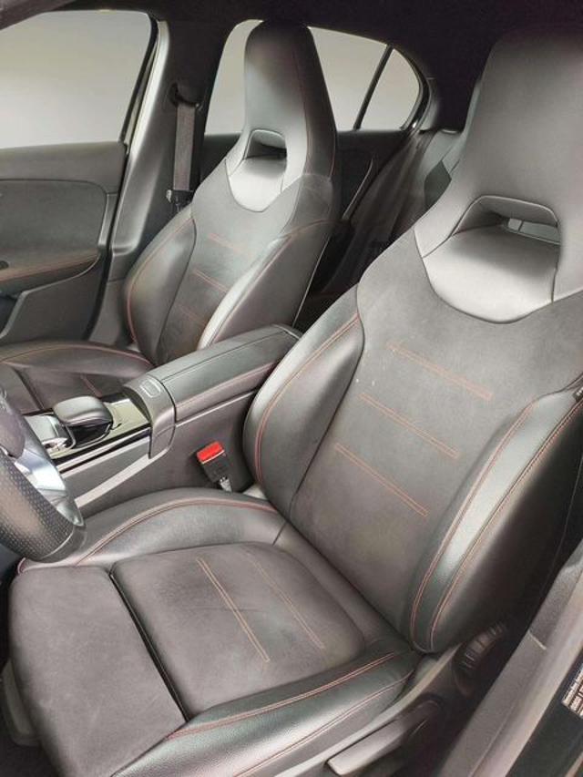 MERCEDES-BENZ A 220 Automatic Premium