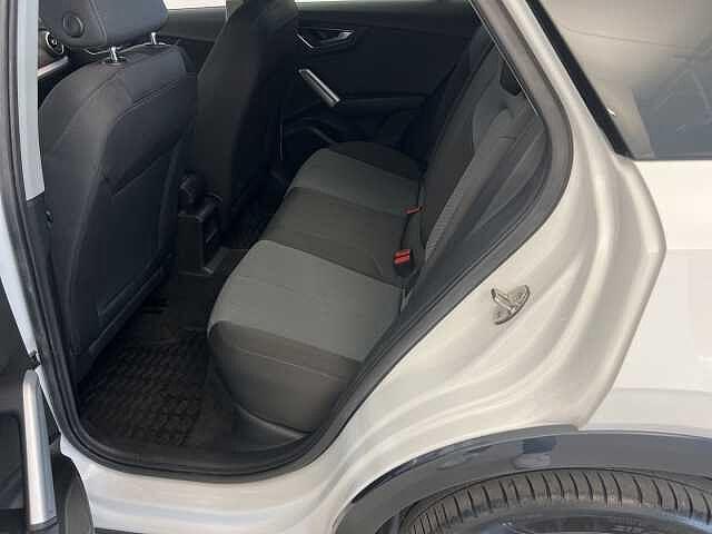 Audi Q2 30 TDI Business Design