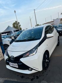 Toyota Aygo 1.0 VVT-i 69 CV 5 porte x-wave MMT