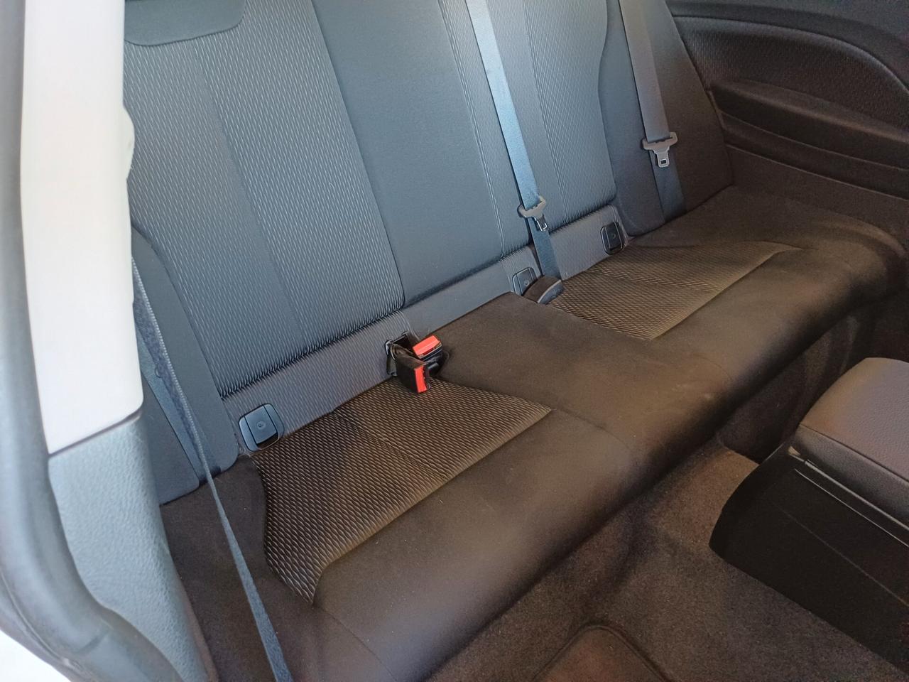Bmw 114 114i 3p. Sport adatta a neopatentati