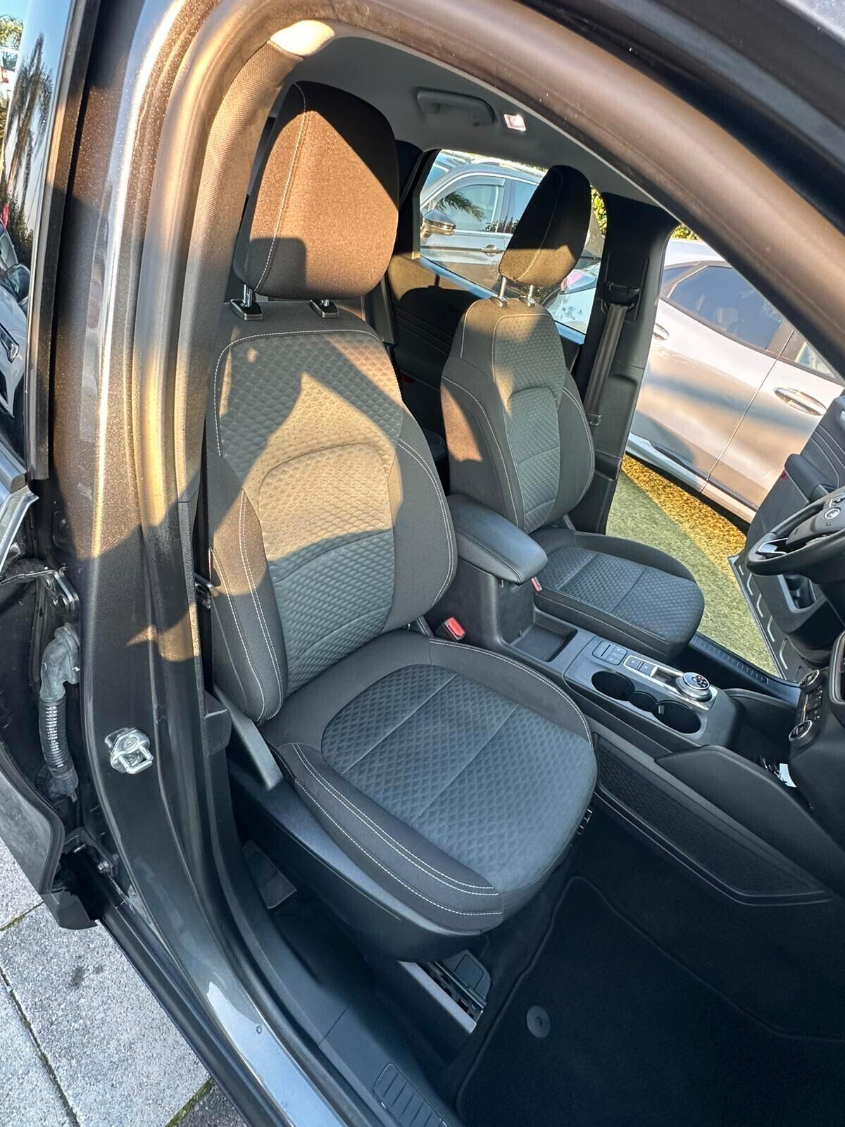 Ford Kuga 1.5 EcoBlue 120 CV Connect 2021 AUTOMATICA -FARI FULL LED