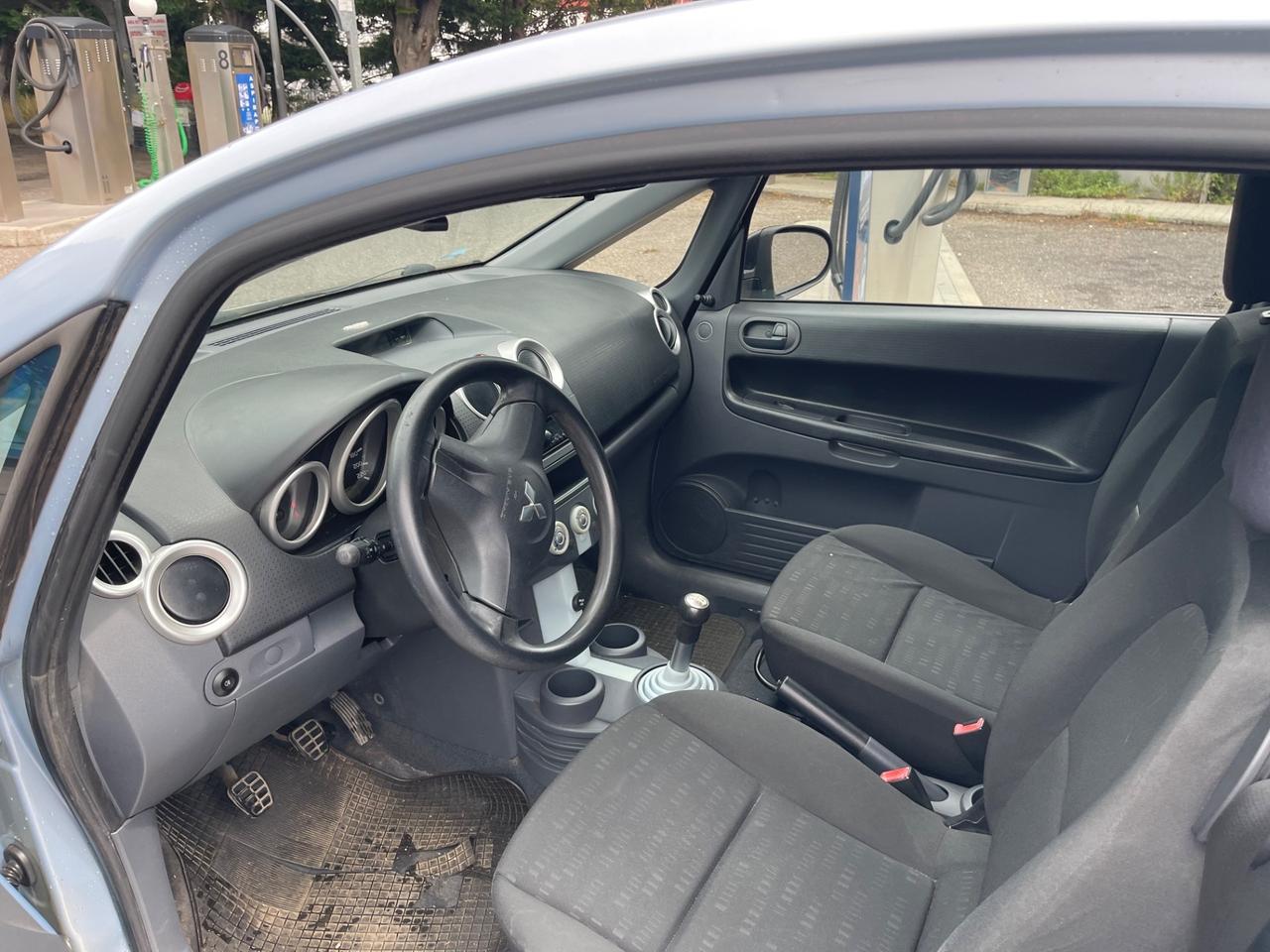 Mitsubishi Colt 1.1 12V 3p. SPORT SI NEOPATENTATI