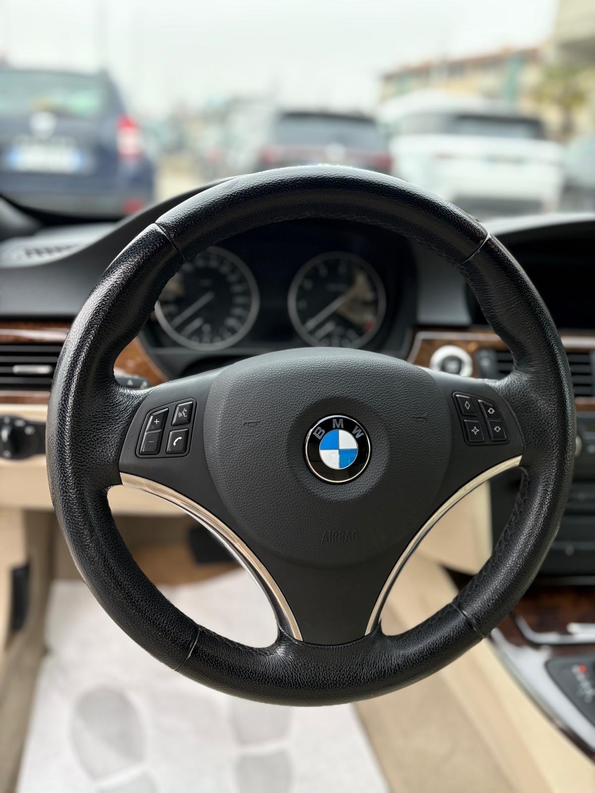 Bmw 320 320i cat Cabrio Attiva