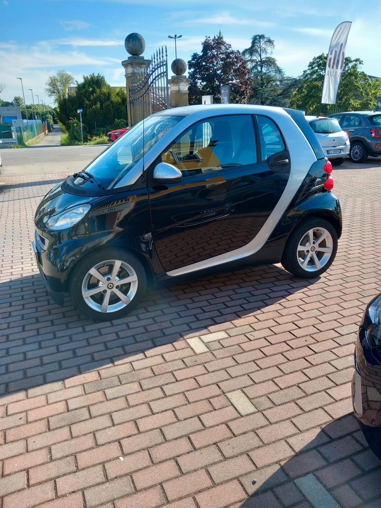 Smart ForTwo 1000 52 kW coupé passion