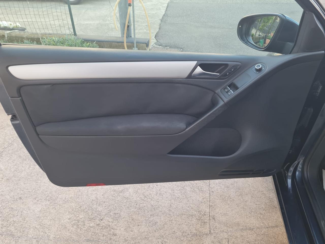 Volkswagen Golf 2.0 TDI 140CV DPF 3p. Highline