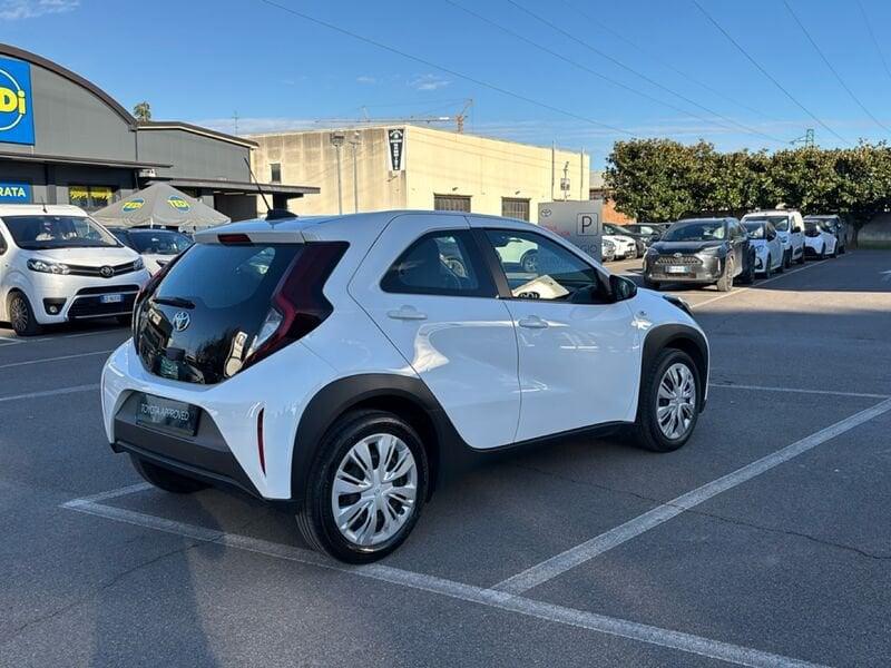 Toyota Aygo X 1.0B (72 CV) Active S-CVT