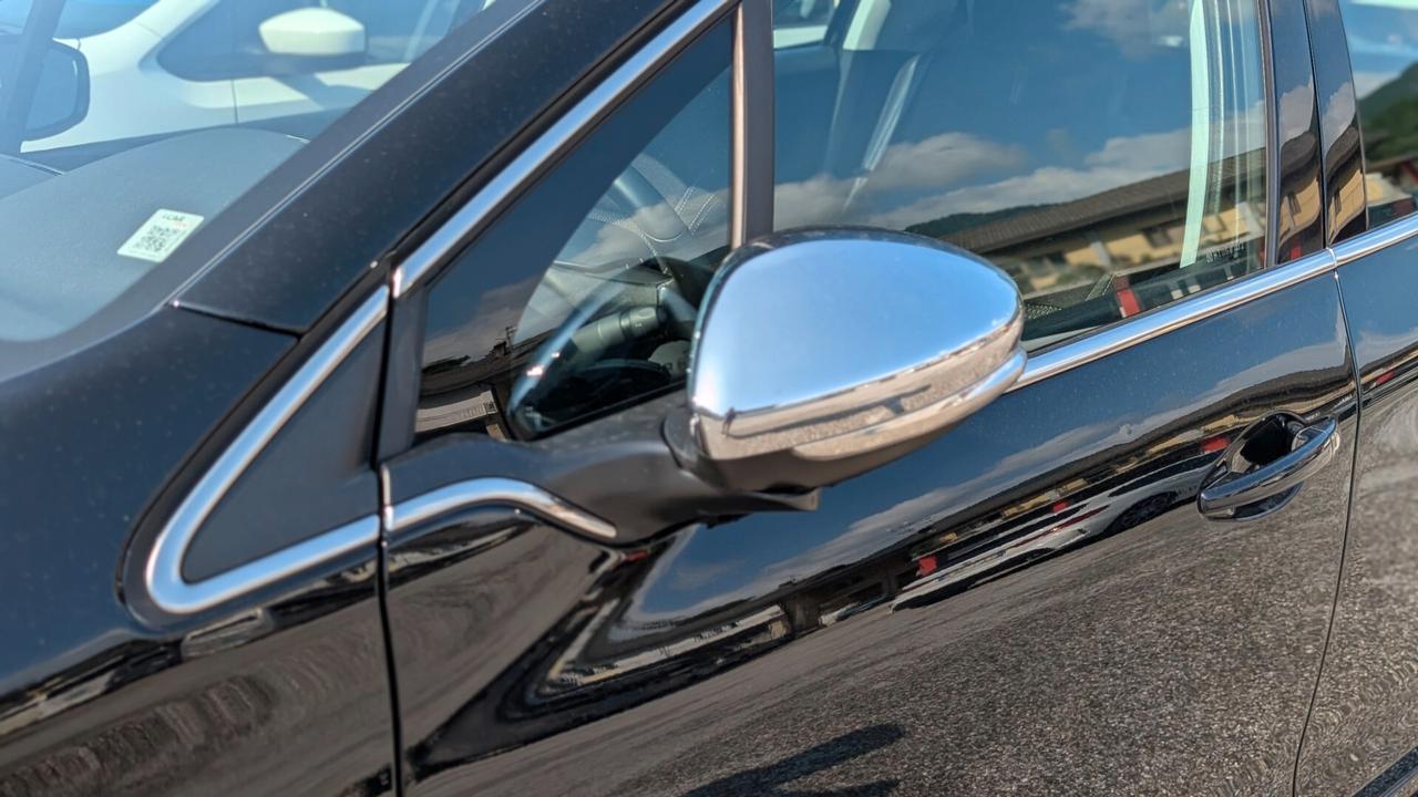 Peugeot 208 PureTech 82 5 porte Allure