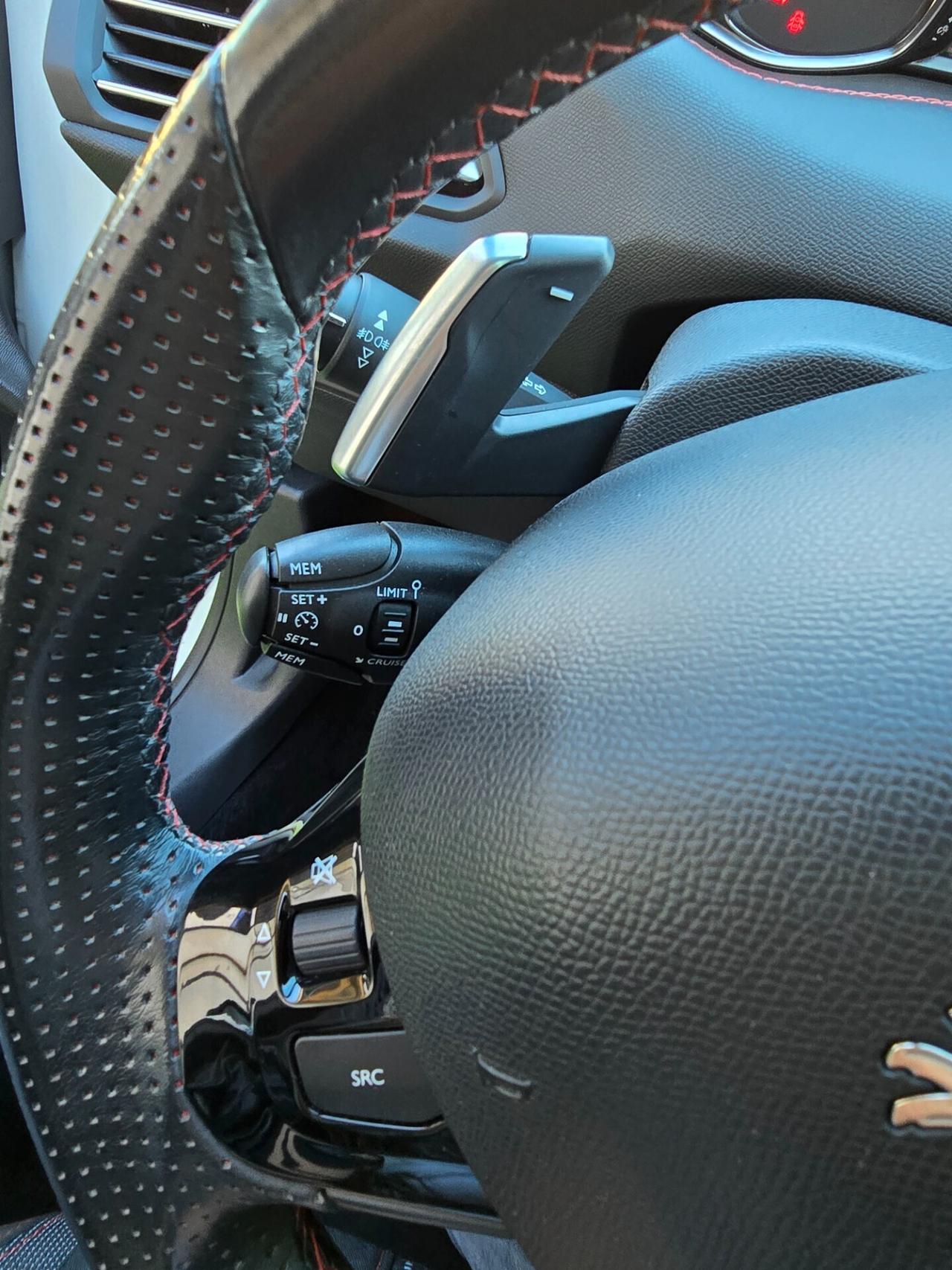 Peugeot 308 1.6HDI 120CV GT Line -2018